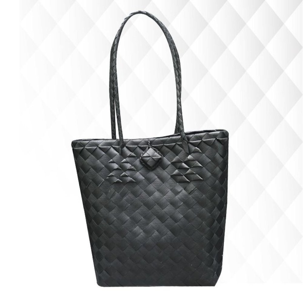 Misenka Handicrafts Philippine Bayong Midnight Black Go Bag